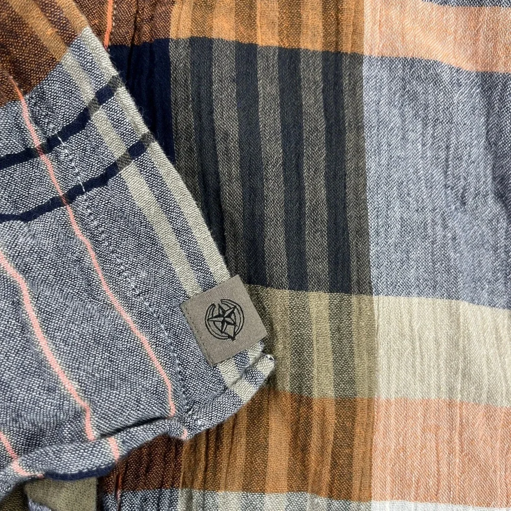 BR Plaid Shirt Mens M Multicolor Untucked Earthcore Cabin Gorpcore Layering